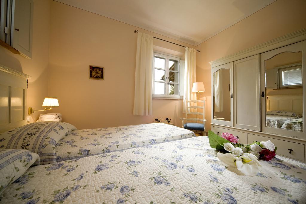 Borgo Della Meliana Gambassi Terme Hotell Rum bild